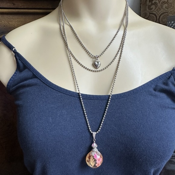 VTG Pendant Necklace 24" Multi Strand Ball Chain Heart Pink Green Acrylic Floral - Picture 1 of 12
